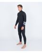 Hombre con traje de neopreno con cremallera en el pecho Hurley Advant 4/3mm Fullsuit negro izquierda