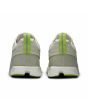 Zapatillas On Running Cloud 5 Waterproof color verde tiza y blanco hielo para mujer talón