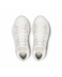 Zapatillas de media caña On The Roger Clubhouse Mid blancas y beige para hombre superior