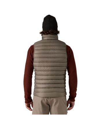 Hombre con chaleco Patagonia Down Sweater Vest Marrón
