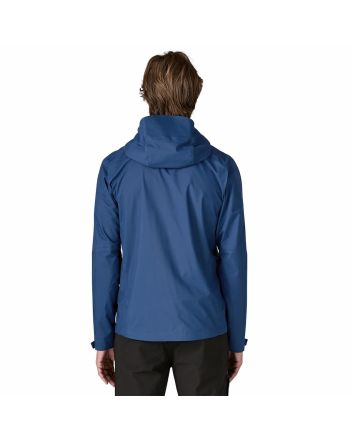 Hombre con Chubasquero plegable Patagonia M's Granite Crest Rain Jacket Azul