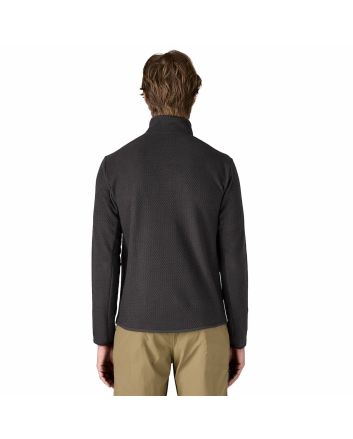 Hombre con forro polar técnico Patagonia Air Fleece Jacket Negro