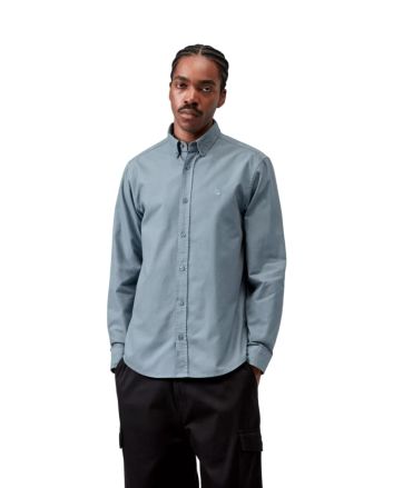 Hombre con Camisa Carhartt WIP L/S Bolton Shirt Velvet Blue Garment Dyed