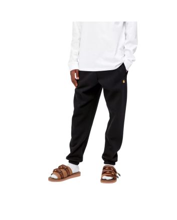 Hombre con Pantalón de chándal Carhartt WIP Chase Sweat Negro-Dorado