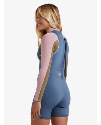 Mujer con Springsuit con manga larga y cremallera posterior Roxy 2/2mm Prologue+ color azul grisáceo, rosa y verde