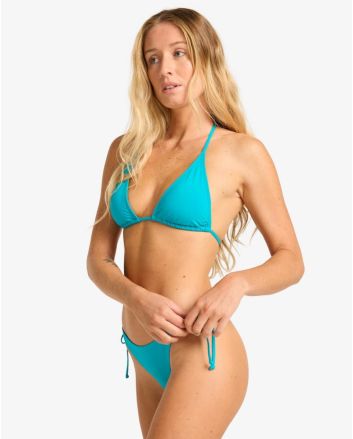 Mujer con Top de Bikini Triangular Billabong Sol Searcher Multi Azul Blue Lagoon