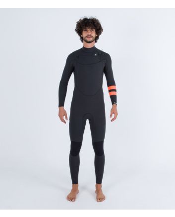 Hombre con traje de surf con cremallera en el pecho Hurley Plus 4/3mm negro grafito