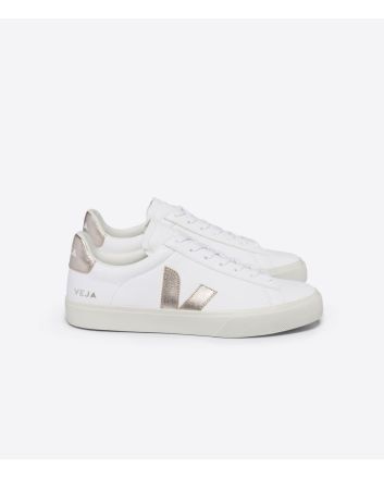 Zapatillas Veja Campo Chromefree Leather Blancas con logo platino 