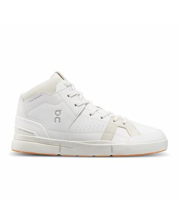 Zapatillas de media caña On The Roger Clubhouse Mid blancas y beige para hombre