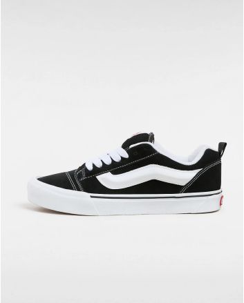 Zapatillas Vans Knu Skool Negras y Blancas Unisex
